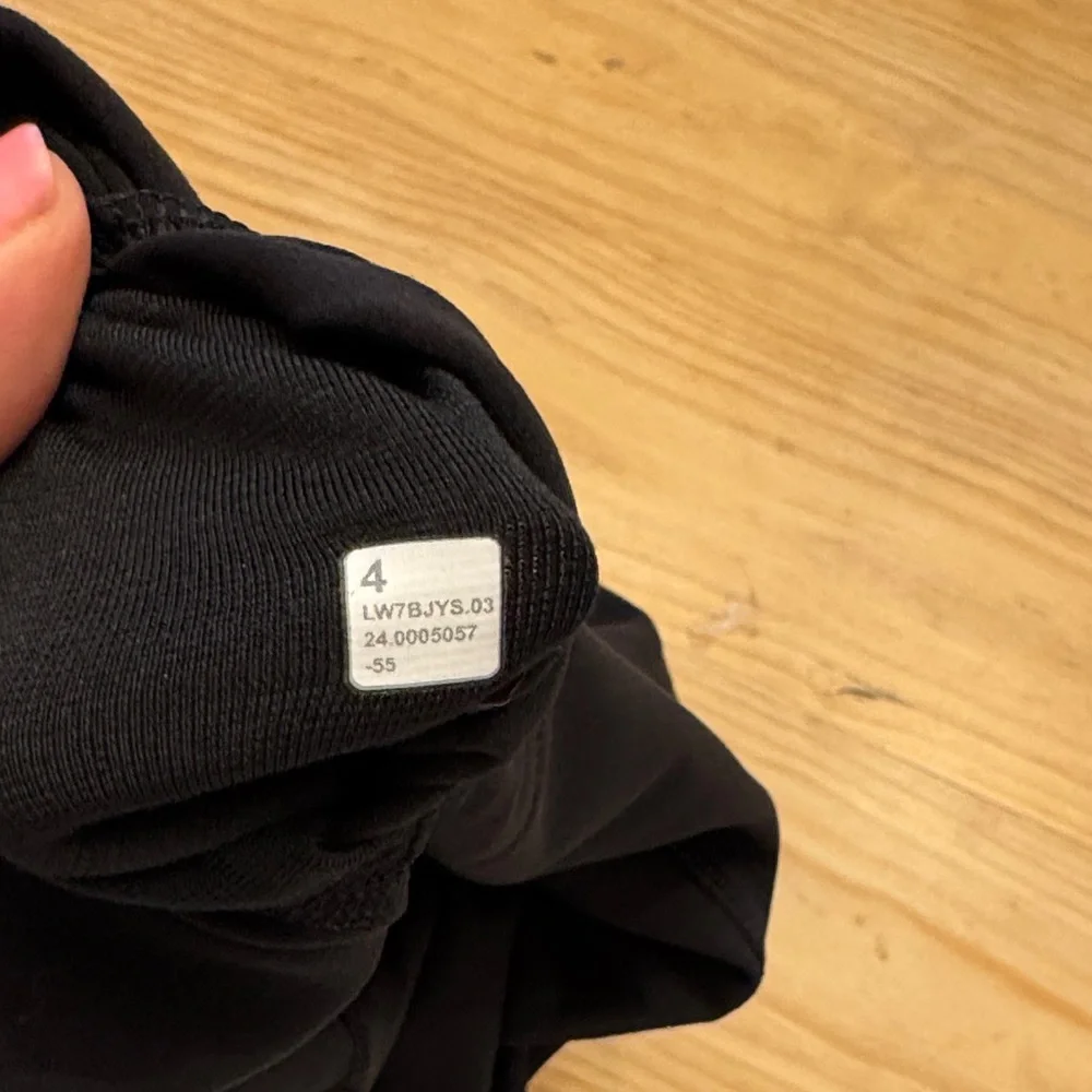 Lululemon Align Shorts - Black Women's High-Waisted Short- Size 4 - Picture 3 of 3